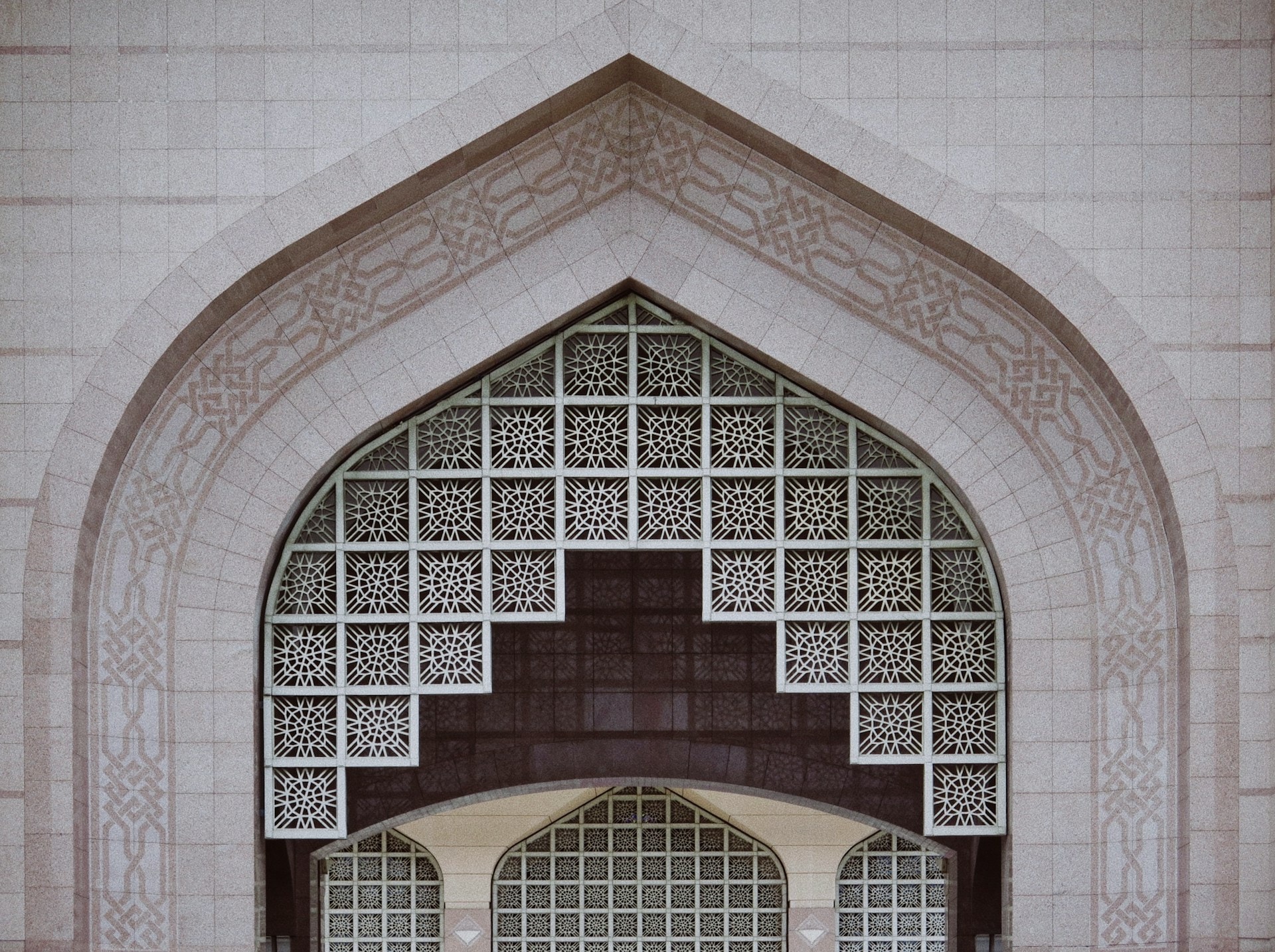 One Day Tour of Ahmedabad & Gandhinagar – slide 1